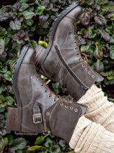 Load image into Gallery viewer, 760235fe-cf7d-4f8a-b32b-388d7a52b0ec-Max
