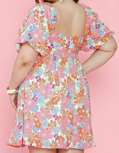 Load image into Gallery viewer, Showers Of Blossoms Dress
