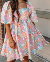 Load image into Gallery viewer, Showers Of Blossoms Dress

