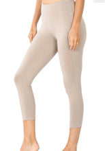 Load image into Gallery viewer, My Better Calf Capri Leggings
