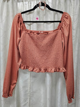 Load image into Gallery viewer, New2U Coral Smocked Top - Large
