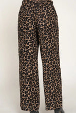 Load image into Gallery viewer, Diva Domesticate Pants
