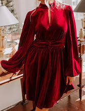 Load image into Gallery viewer, Key To My Heart Dress - Regular
